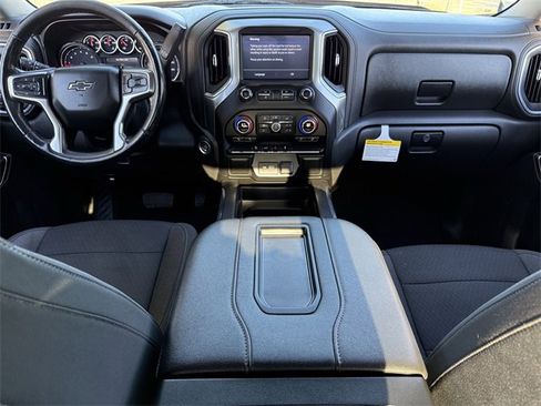 Used 2021 Chevrolet Silverado 1500 LT Trail Boss w/ Bed Protection Package image 7