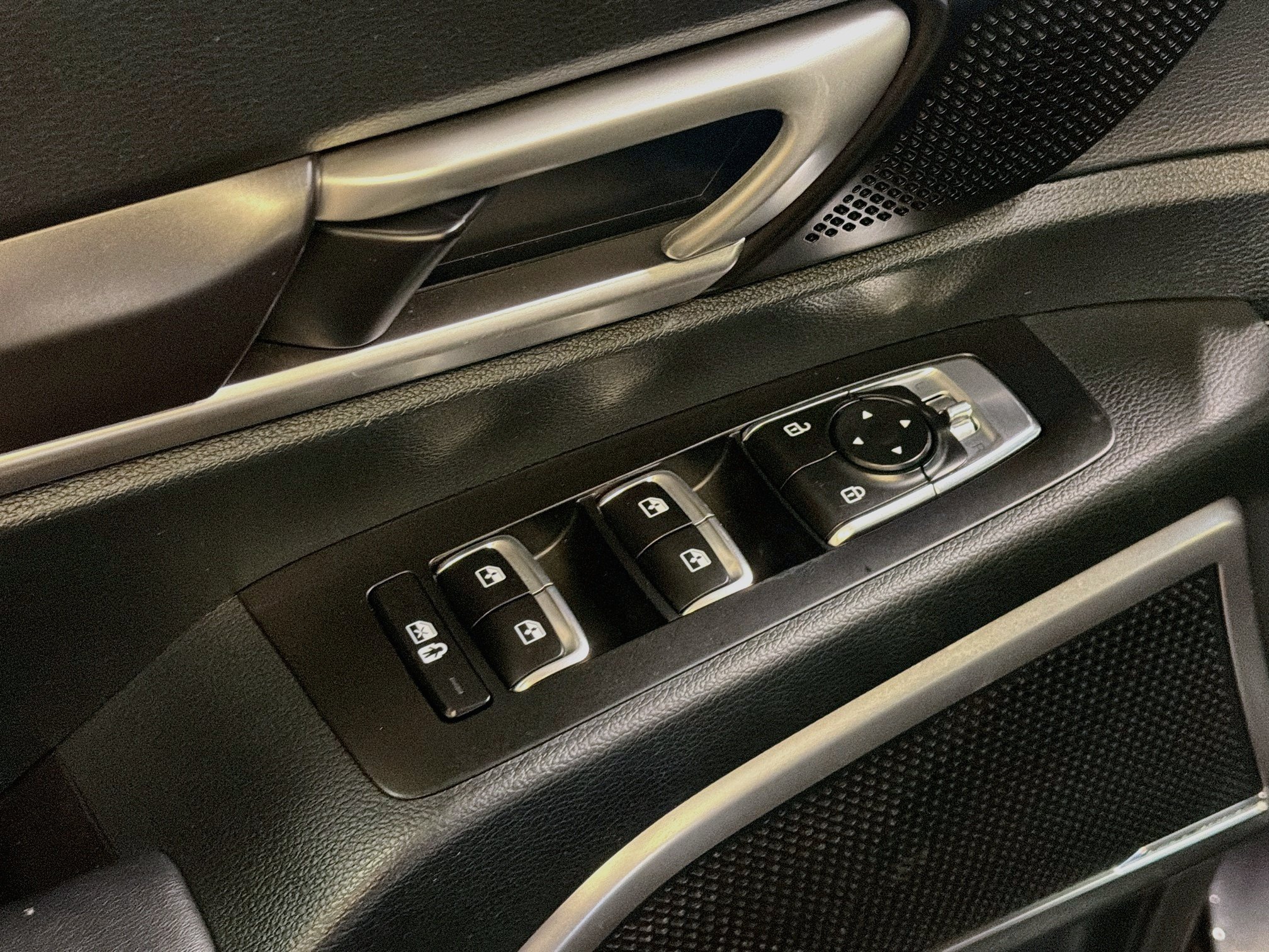 Used 2025 Kia Telluride S AWD/4WD image 15