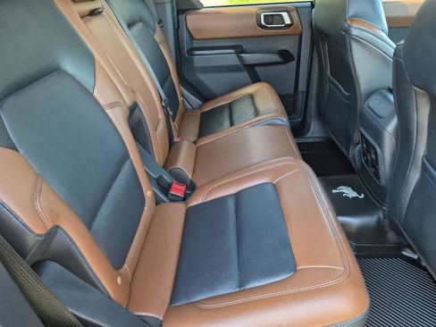 Used 2024 Ford Bronco Outer Banks AWD/4WD image 20