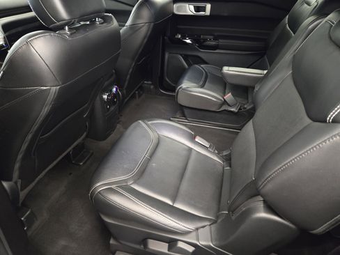 Certified 2022 Ford Explorer ST w/ Equipment Group 401A image 28