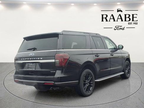 Used 2022 Ford Expedition Max XLT image 7