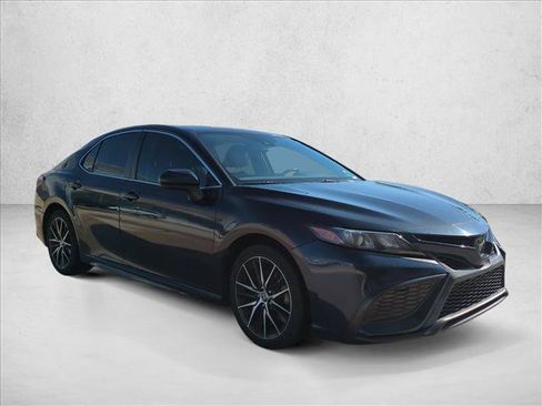 Certified 2021 Toyota Camry SE w/ Carpet Mat Package (TMS) FWD image 3