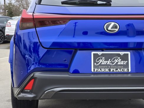 Certified 2025 Lexus UX 300h FWD image 16
