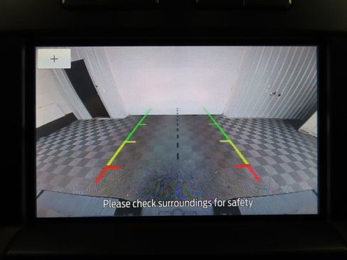 Used 2020 Ford F150 XLT image 14