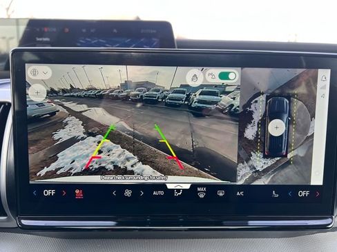 Used 2025 Ford Expedition Active image 26