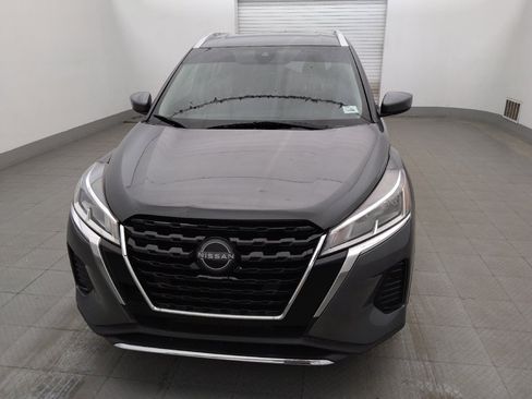 Used 2022 Nissan Kicks SV FWD image 15