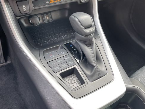 Certified 2025 Toyota RAV4 XLE AWD/4WD image 23