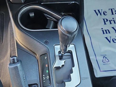 Used 2017 Toyota RAV4 XLE image 12