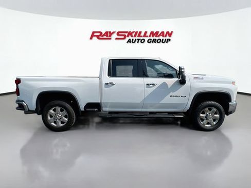 Used 2022 Chevrolet Silverado 2500 LTZ w/ LTZ Plus Package AWD/4WD image 8