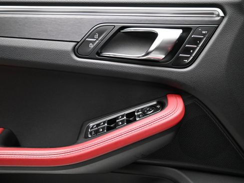 Used 2023 Porsche Macan GTS image 45