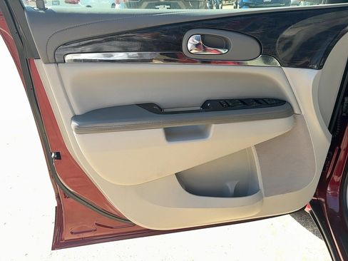 Used 2017 Buick Enclave Convenience image 18