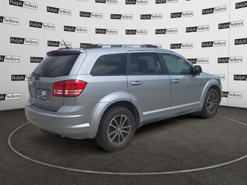 Used 2018 Dodge Journey SE w/ Popular Equipment Group image 6