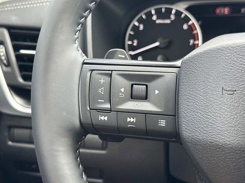 Used 2026 Nissan Rogue SV w/ SV Premium Package image 21