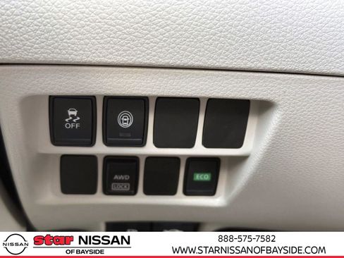 Used 2016 Nissan Altima 2.5 SV w/ Convenience Package image 32