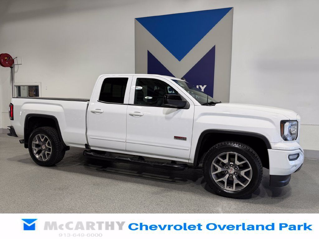Used 2017 GMC Sierra 1500 SLT AWD/4WD image 3