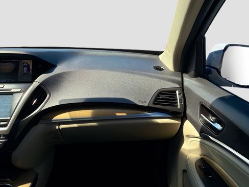 Used 2020 Acura MDX FWD w/ Advance Package image 18