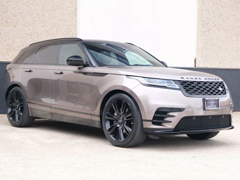 Used 2020 Land Rover Range Rover Velar R-Dynamic S image 4