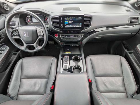 Used 2024 Honda Passport Black Edition image 23