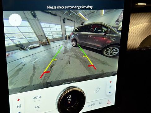 Used 2021 Ford Mustang Mach-E Select w/ Comfort/Appearance Package image 13