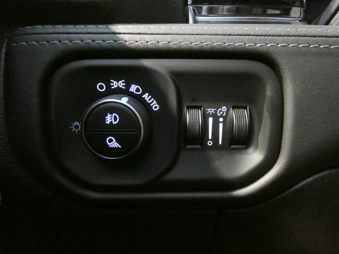 New 2026 RAM 3500 Limited AWD/4WD image 23