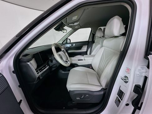 Used 2026 Hyundai Santa Fe SEL FWD image 12