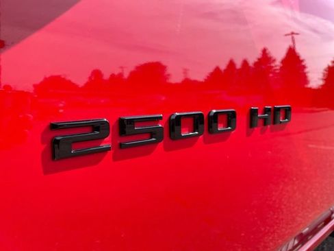 Used 2021 Chevrolet Silverado 2500 LTZ w/ LTZ Plus Package AWD/4WD image 33