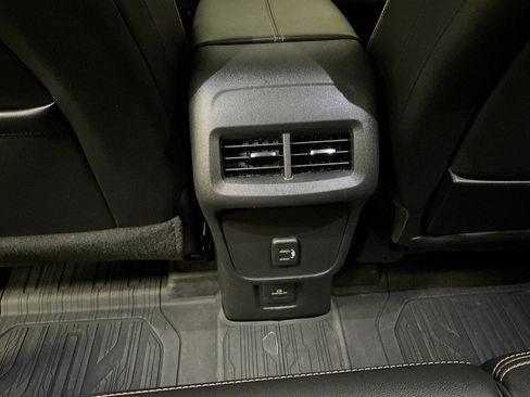Used 2024 GMC Terrain AT4 w/ LPO, Floor Liner Package AWD/4WD image 19