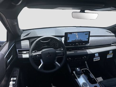 New 2026 Mitsubishi Outlander SE FWD image 23