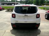 Used 2023 Jeep Renegade Latitude image 3