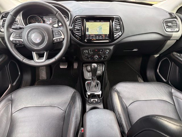 Used 2019 Jeep Compass Limited w/ Advanced Safety Group AWD/4WD image 4