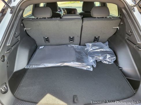 New 2026 Chevrolet Equinox EV LT FWD image 16