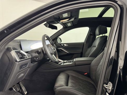 Used 2025 BMW X6 xDrive40i image 4