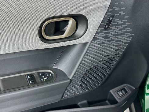 Certified 2025 MINI Cooper S image 17