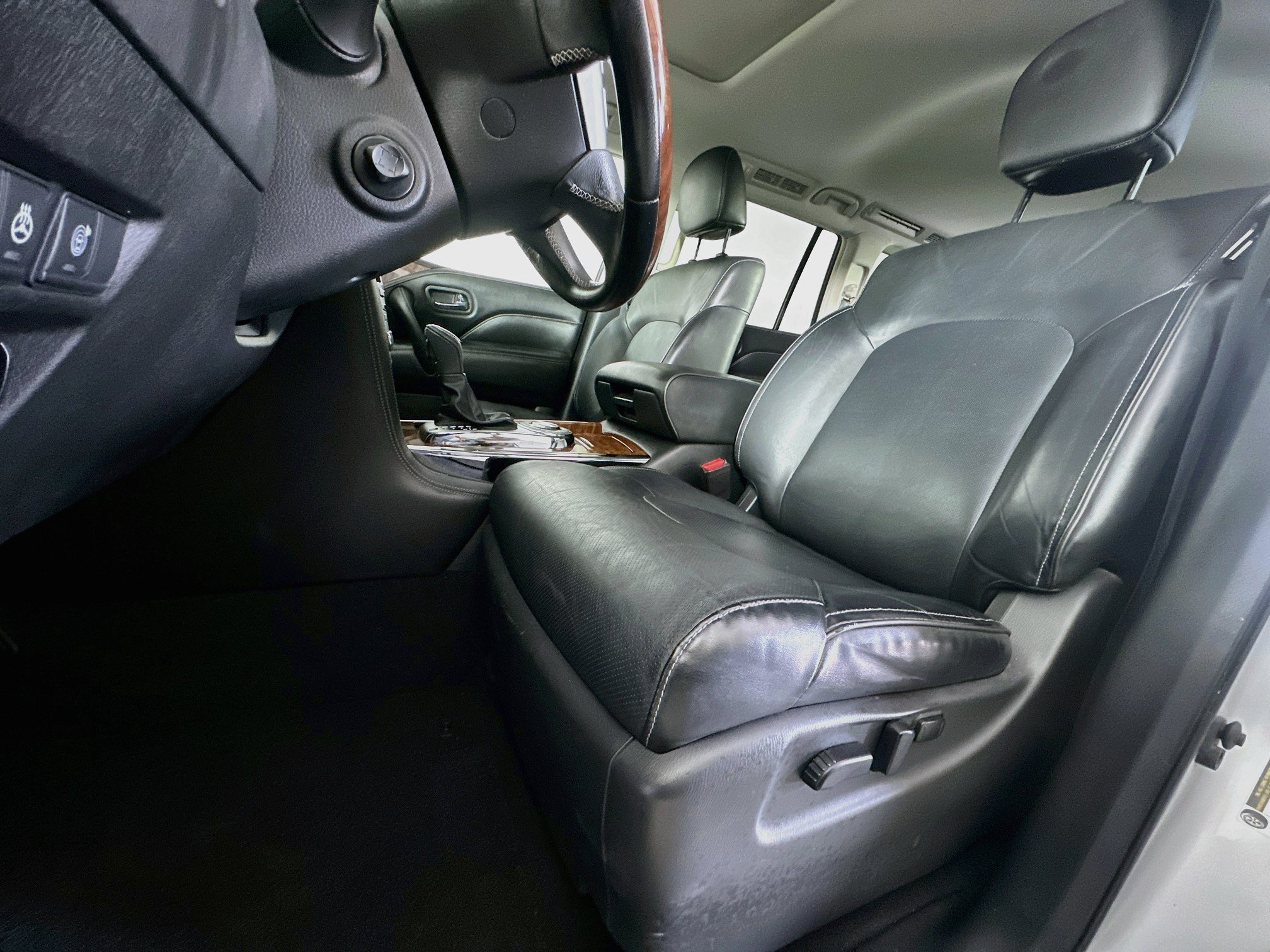 Used 2019 INFINITI QX80 Luxe w/ Proassist Package RWD image 13