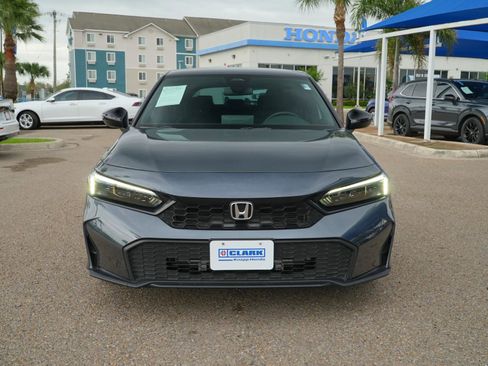 Used 2025 Honda Civic Sport image 2