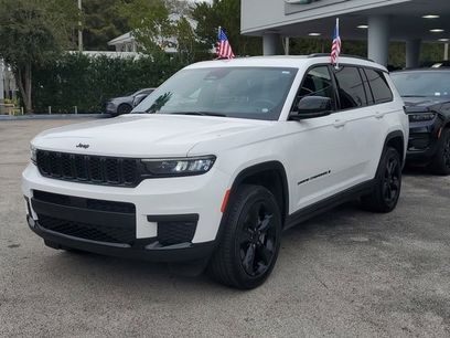 Used 2023 Jeep Grand Cherokee L Laredo