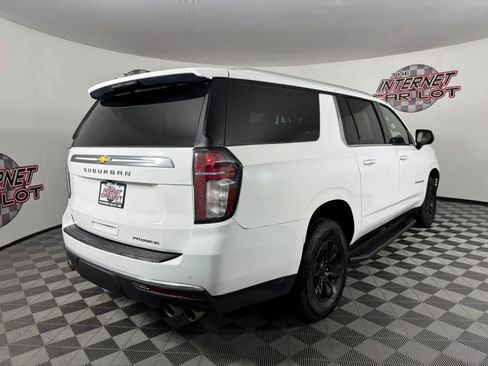 Used 2023 Chevrolet Suburban Premier AWD/4WD image 7