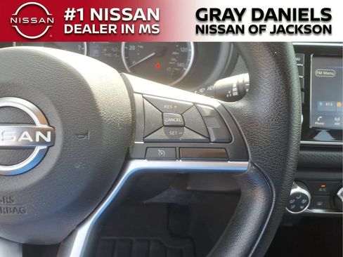 Used 2022 Nissan Kicks S FWD image 14