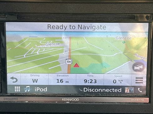 Used 2011 Ford F150 XLT w/ XLT Chrome Pkg image 25