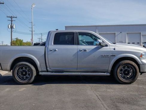 Used 2018 RAM 1500 Limited AWD/4WD image 2