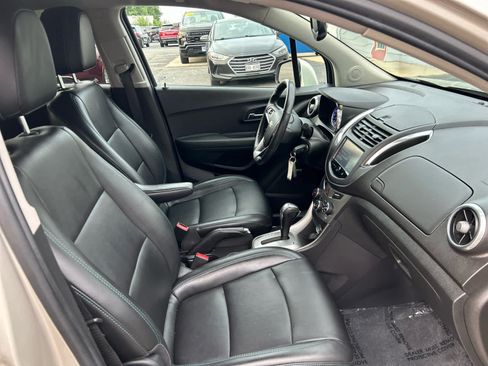 Used 2016 Chevrolet Trax LTZ AWD/4WD image 24