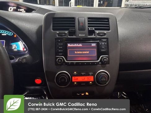 Used 2016 Nissan Leaf S w/ Charger Package image 18