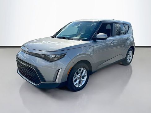 Used 2024 Kia Soul LX w/ Option Group 015 image 3