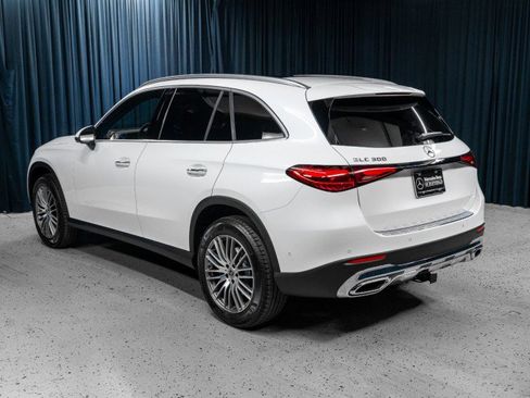 New 2026 Mercedes-Benz GLC 300 image 9