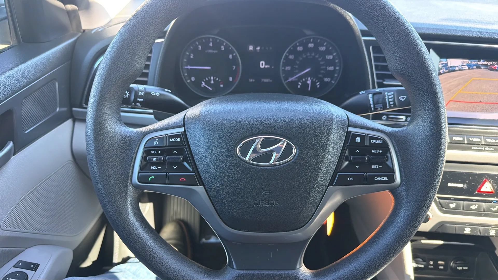 Used 2018 Hyundai Elantra SEL FWD image 15