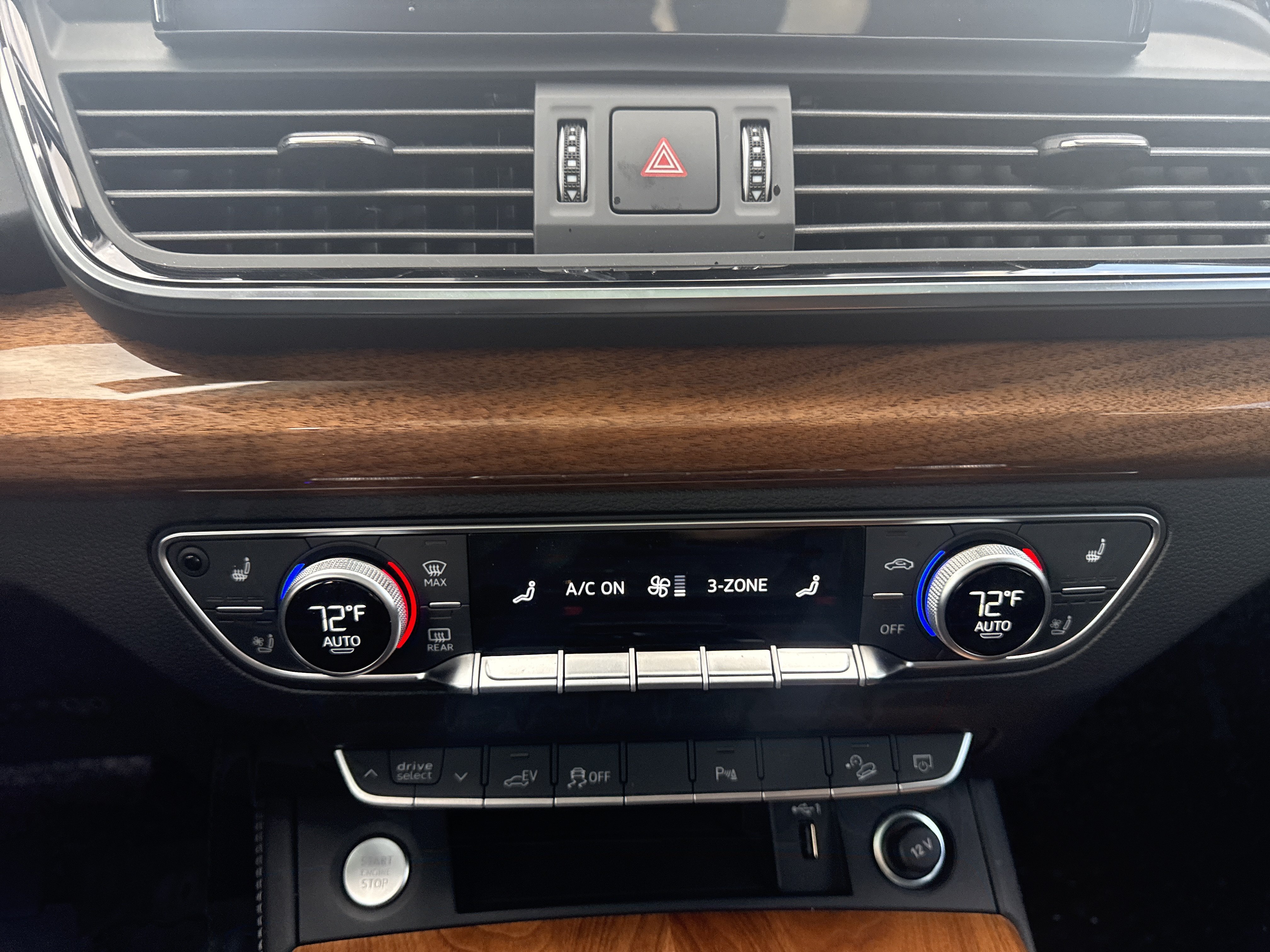 Certified 2023 Audi Q5 e Premium Plus w/ Premium Plus Package AWD/4WD image 8