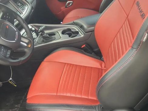 Used 2016 Dodge Challenger R/T Scat Pack image 5