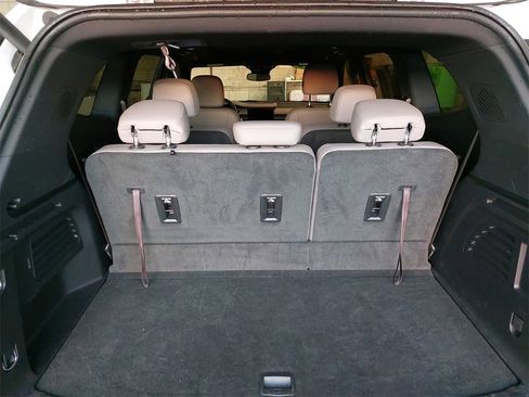 Used 2024 GMC Acadia Elevation image 11