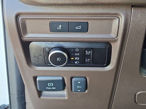 Certified 2023 Ford Expedition King Ranch AWD/4WD image 12