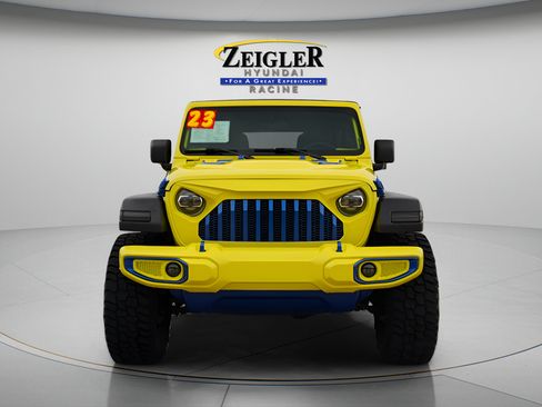 Used 2023 Jeep Wrangler Unlimited Sport AWD/4WD image 2